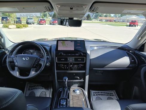 Used 2022 INFINITI QX80 Luxe w/ All-Season Package image 27