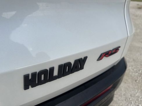 Used 2024 Chevrolet Traverse RS w/ LPO, Floor Liner Package image 23