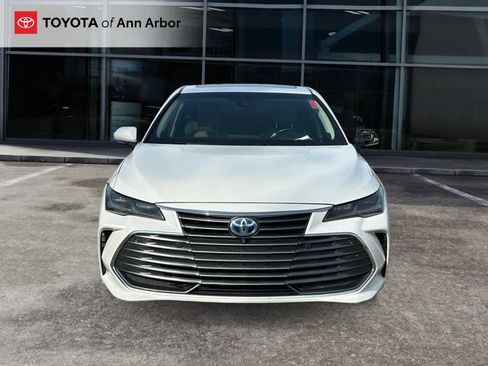 Used 2019 Toyota Avalon Limited w/ Advanced Safety Package image 5
