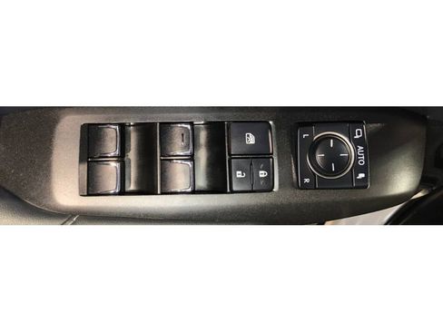 Used 2018 Lexus NX 300 AWD image 33