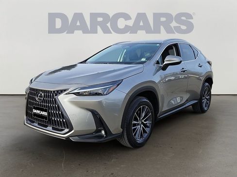 Used 2023 Lexus NX 350 AWD image 3