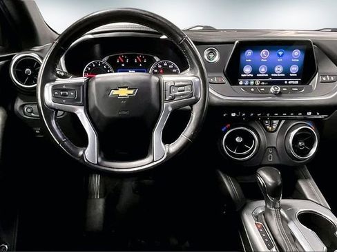 Used 2020 Chevrolet Blazer LT image 9