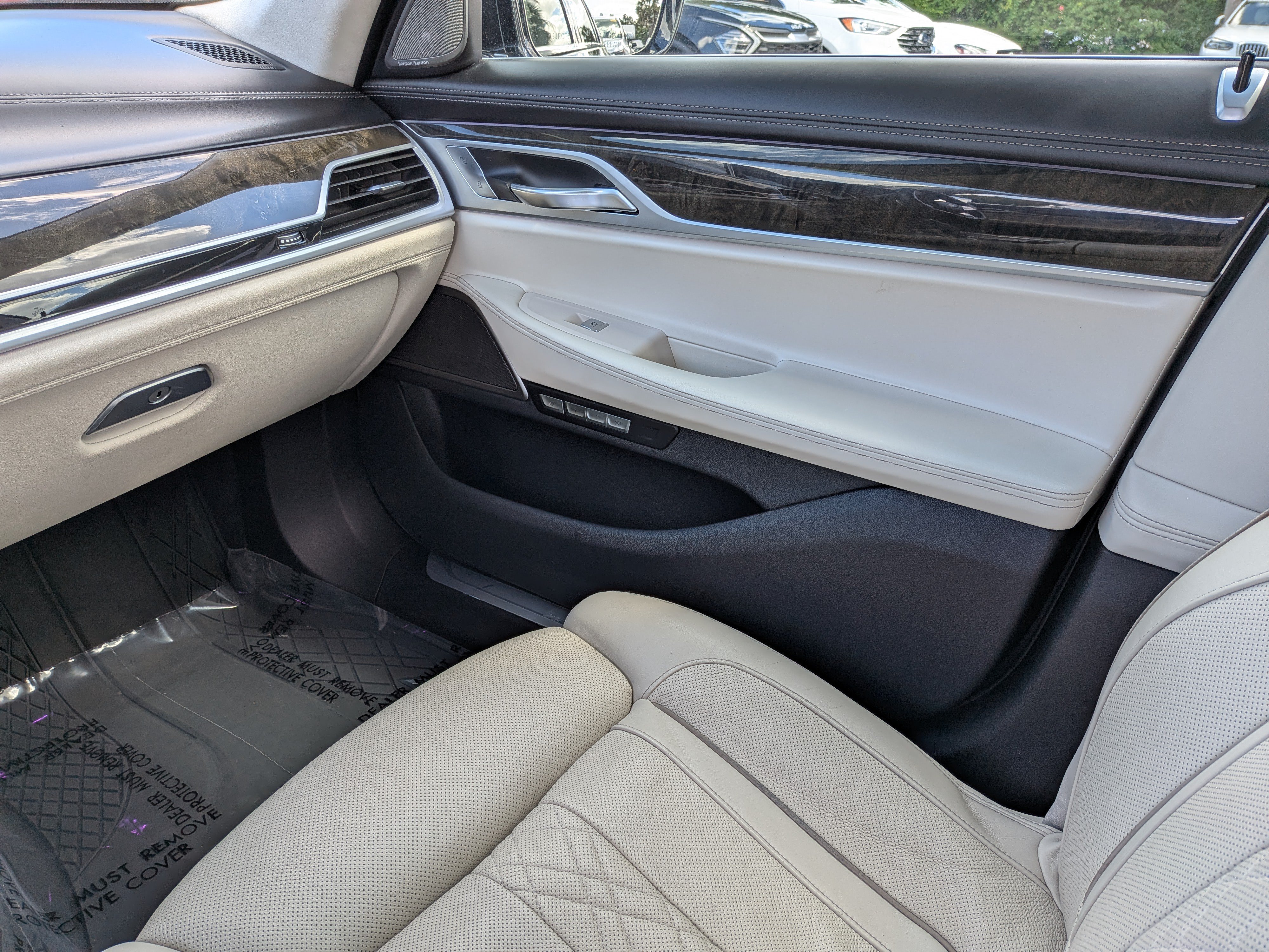 Used 2018 BMW 750i xDrive AWD/4WD image 20