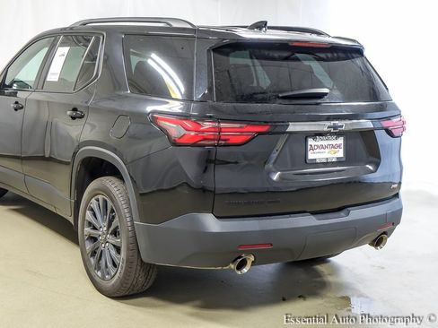 Used 2023 Chevrolet Traverse RS w/ LPO, Floor Liner Package AWD/4WD image 7