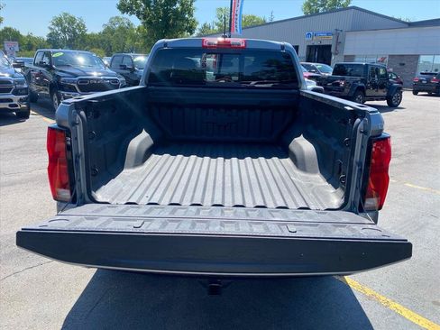 Used 2023 Chevrolet Colorado Z71 w/ Z71 Convenience Package 2 AWD/4WD image 26