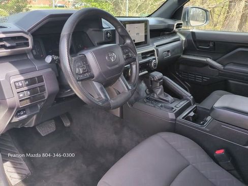 Used 2024 Toyota Tacoma SR image 17