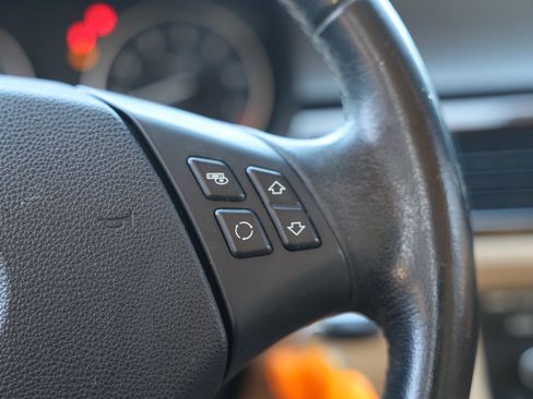 Used 2011 BMW 328i Sedan image 24