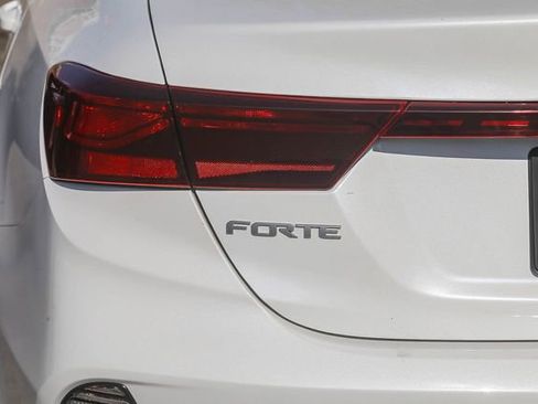 Used 2023 Kia Forte LXS FWD image 11