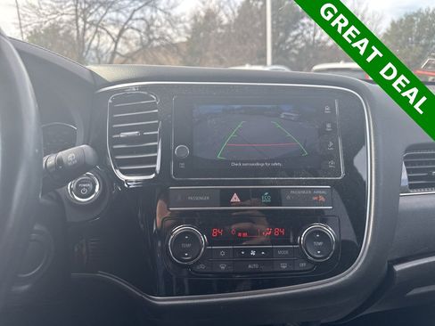 Used 2019 Mitsubishi Outlander SEL image 21