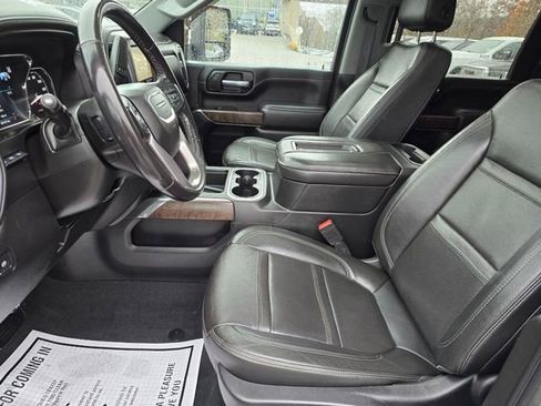 Used 2020 GMC Sierra 3500 Denali w/ Denali Ultimate Package image 11