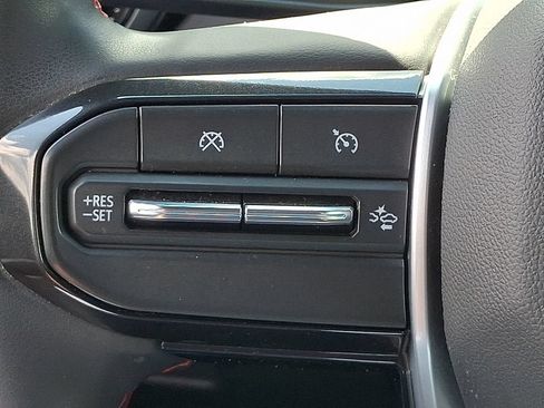Used 2023 Chevrolet Colorado Z71 w/ Z71 Convenience Package 2 AWD/4WD image 21