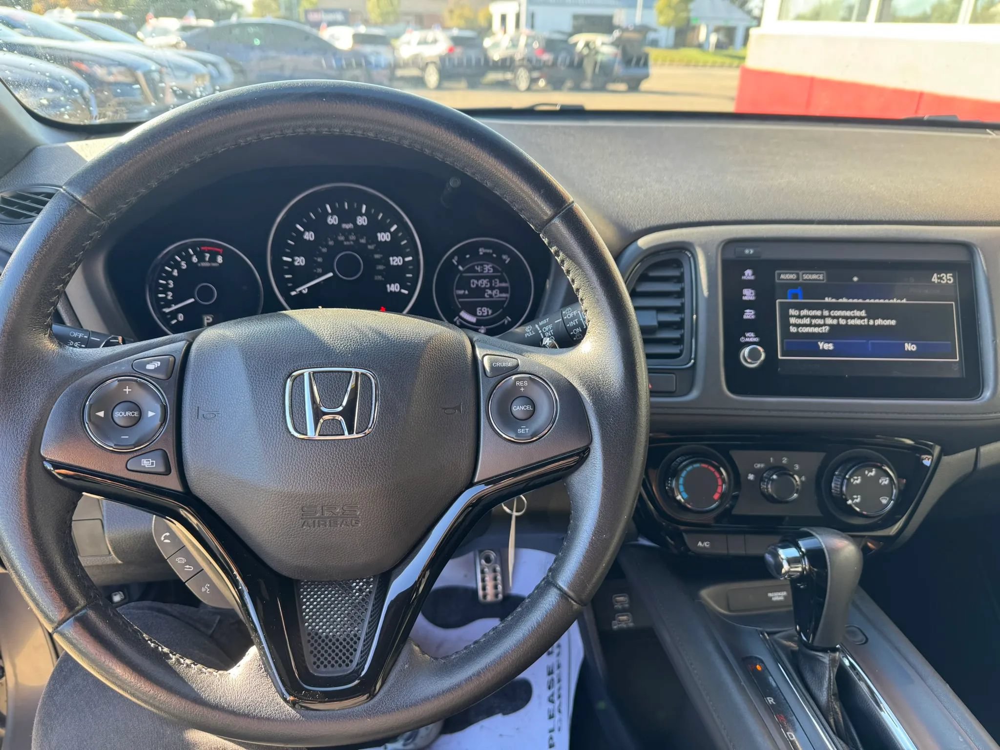 Used 2021 Honda HR-V Sport image 12