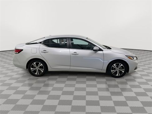 Used 2022 Nissan Sentra SV image 12