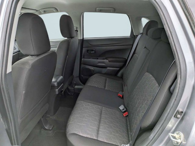 Used 2021 Mitsubishi Outlander Sport ES FWD image 13