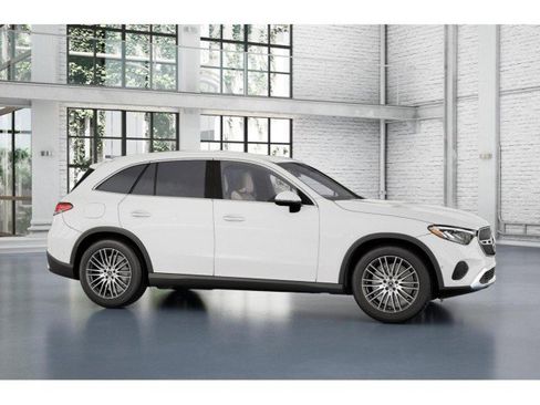 Certified 2025 Mercedes-Benz GLC 300 image 14