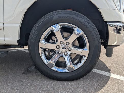 Used 2023 Ford F150 Lariat w/ Equipment Group 502A High image 10