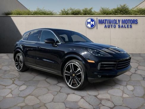 Used 2020 Porsche Cayenne image 1