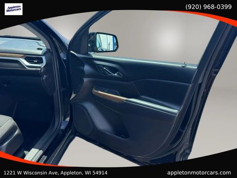 Used 2017 GMC Acadia SLE AWD/4WD image 38