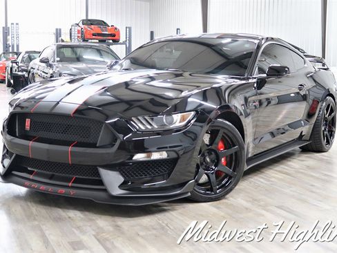 Used 2017 Ford Mustang Shelby GT350R w/ Equipment Group 920A image 1