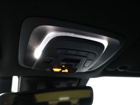 Used 2025 Toyota Crown Nightshade image 11