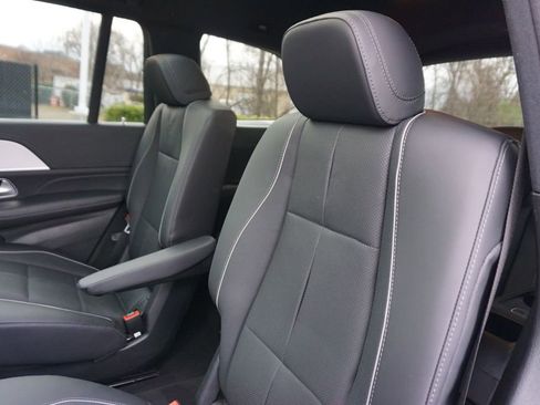 Certified 2023 Mercedes-Benz GLS 450 4MATIC image 14