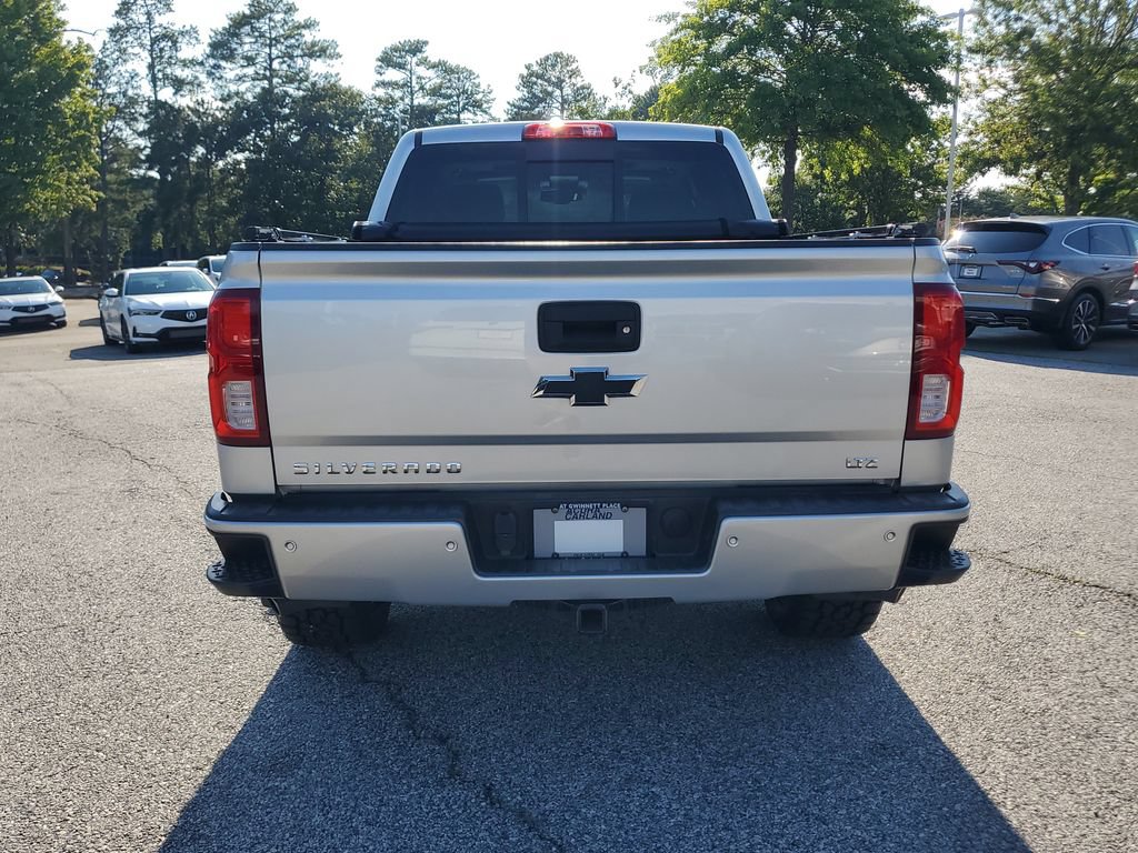 Used 2017 Chevrolet Silverado 1500 LTZ Z71 w/ LTZ Plus Package AWD/4WD image 6