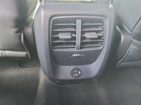 Used 2022 Ford Mustang Mach-E Select image 37