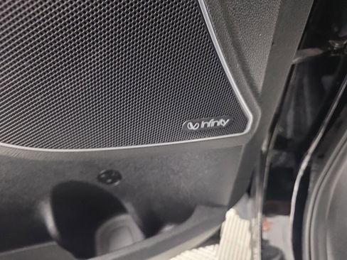 Used 2017 Kia Sorento SX AWD/4WD image 12