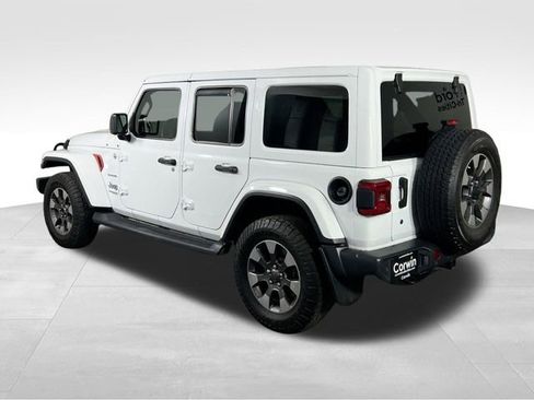 Used 2018 Jeep Wrangler Unlimited Sahara w/ Uconnect 4C Nav & Sound Group AWD/4WD image 13