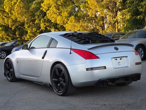 Used 2008 Nissan 350Z Touring image 6