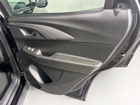 Used 2025 Chevrolet TrailBlazer LT FWD image 28