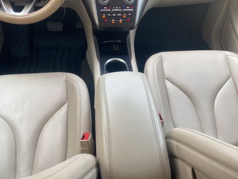 Used 2017 Lincoln MKC Premiere FWD image 16
