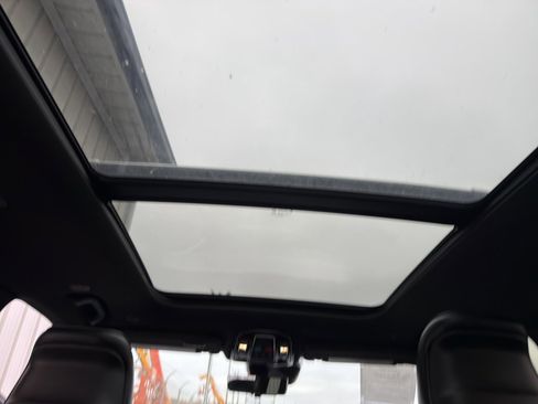 Used 2021 Jeep Grand Cherokee L Overland w/ Luxury Tech Group IV image 22