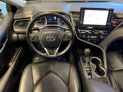 Used 2023 Toyota Camry XLE image 18