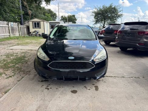 Used 2016 Ford Focus S FWD image 3