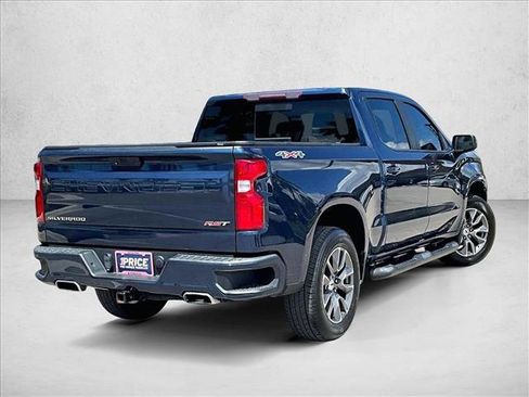 Used 2021 Chevrolet Silverado 1500 RST w/ Convenience Package II AWD/4WD image 2