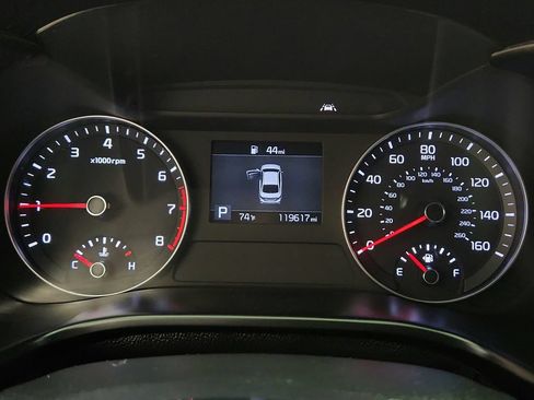 Used 2020 Kia Forte LXS FWD image 12