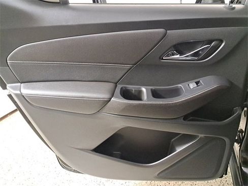 Used 2022 Chevrolet Traverse Premier w/ Redline Edition image 15