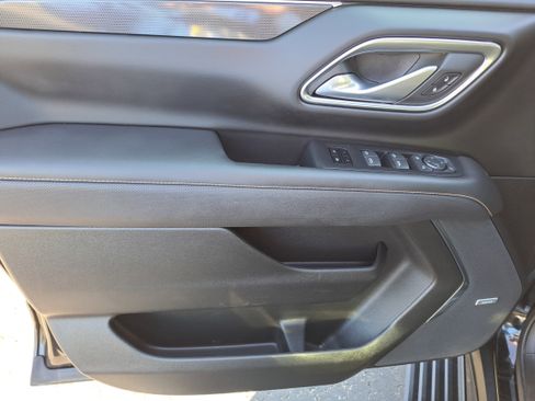 Used 2023 GMC Yukon AT4 w/ AT4 Premium Package image 18