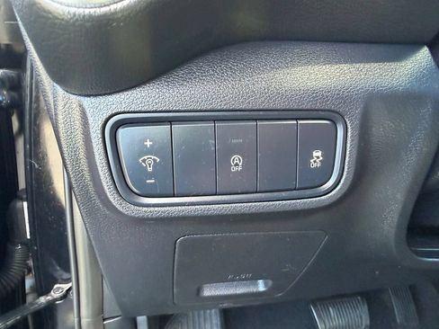 Used 2021 Kia Soul LX FWD image 14
