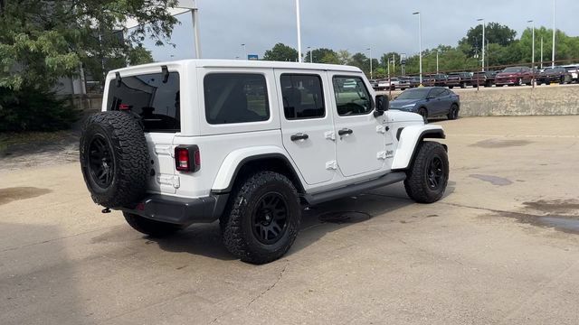 Used 2019 Jeep Wrangler Unlimited Sahara AWD/4WD image 8