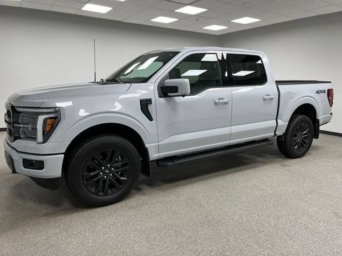 Used 2025 Ford F150 Lariat AWD/4WD image 6