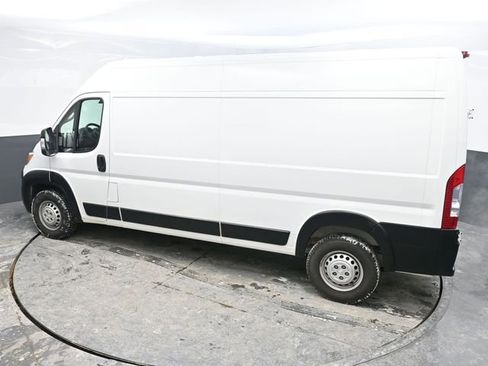 Used 2024 RAM ProMaster 2500 w/ Convenience Group FWD image 21