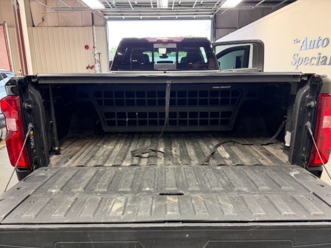 Used 2022 Chevrolet Silverado 3500 High Country AWD/4WD image 11