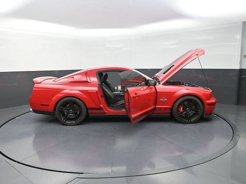 Used 2007 Ford Mustang Shelby GT500 RWD image 43