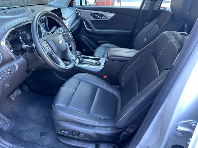 Used 2023 Chevrolet Blazer LT w/ Sound & Technology Package AWD/4WD image 3