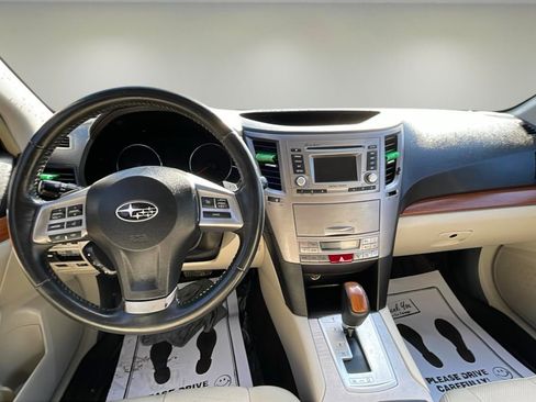 Used 2013 Subaru Outback 2.5i Limited image 9