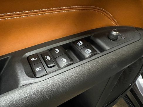 Used 2024 Jeep Compass Limited w/ Elite Group image 14