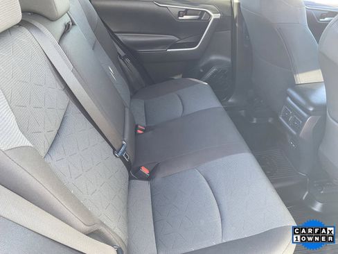 Used 2025 Toyota RAV4 XLE image 13