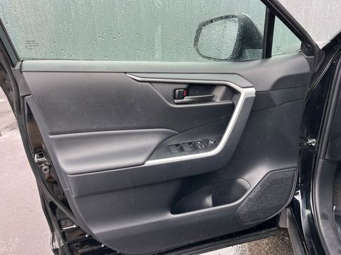 Used 2025 Toyota RAV4 LE image 20